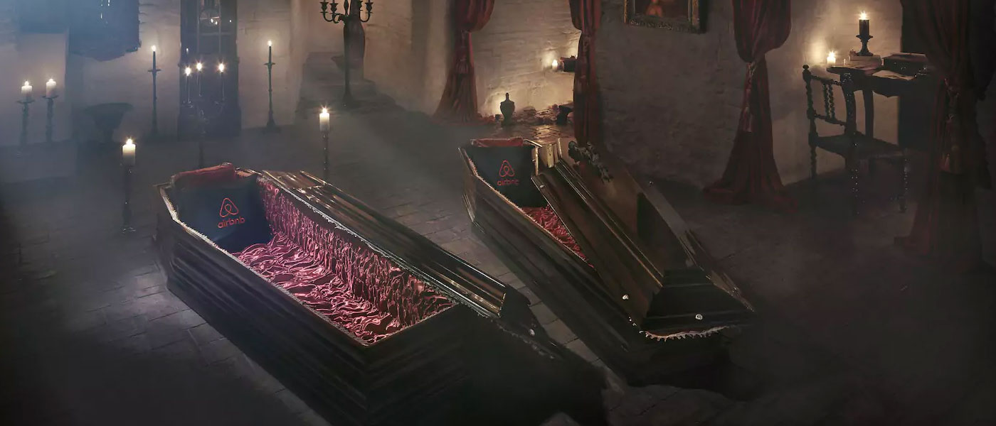 Vier Halloween in stijl met Airbnb in Dracula's kasteel!