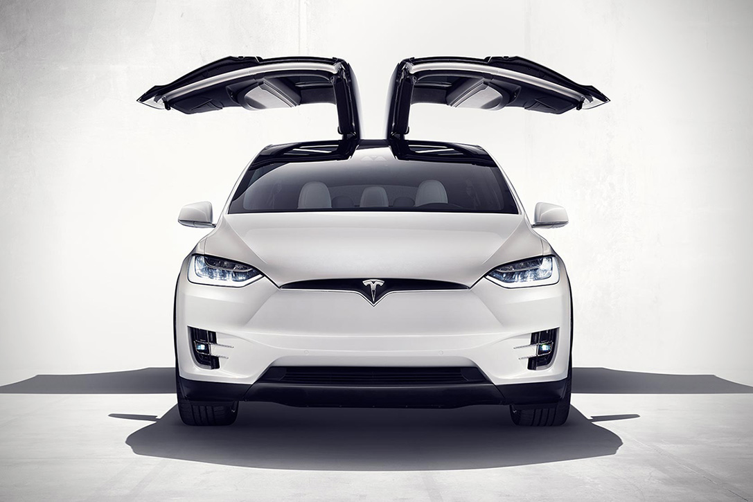 Tesla-Model-X-2